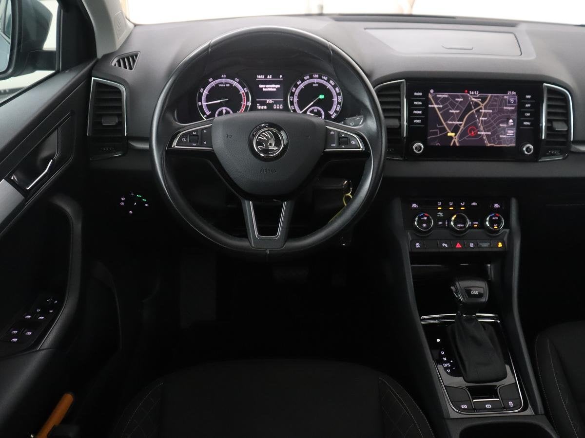 Skoda Karoq 1.5 TSI ACT Ambition Business | Panoramadak | Pa, Auto's, Stof, 4 cilinders, 150 pk, Bedrijf