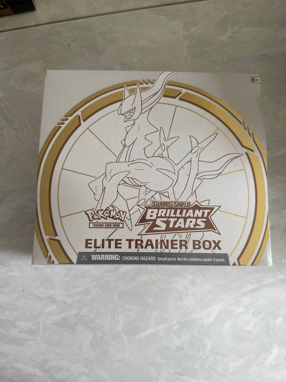 Brilliant stars elite trainer box, Ophalen of Verzenden, Nieuw, Boosterbox