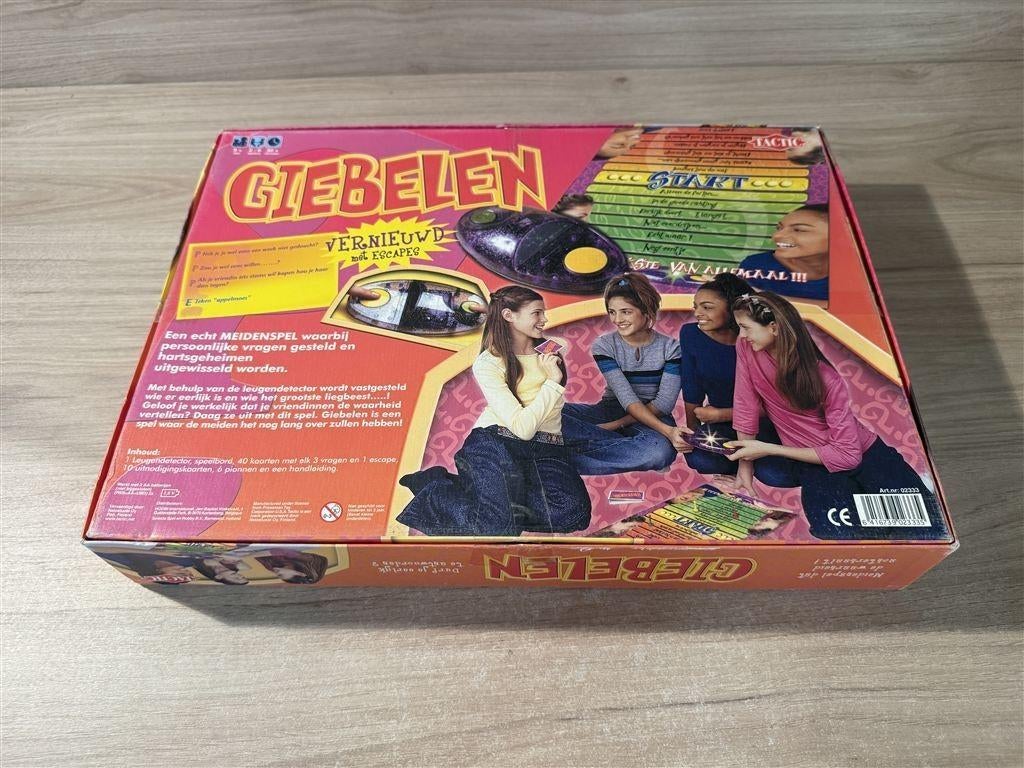 Giebelen - s6077, Hobby en Vrije tijd, Gezelschapsspellen | Bordspellen, Verzenden, Zo goed als nieuw