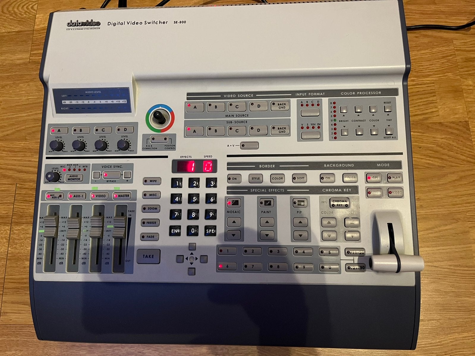 Datavideo SE-800 DV videomixer, Audio, Tv en Foto, Ophalen of Verzenden, Zo goed als nieuw