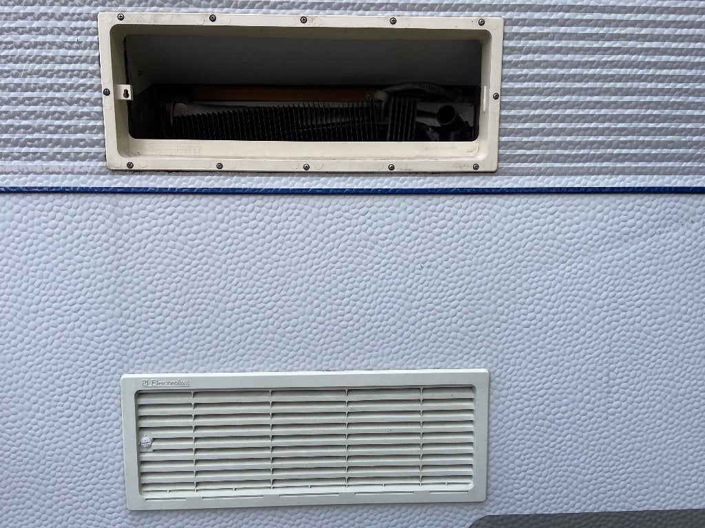*GEZOCHT*.   Ventilatie rooster caravan, Ophalen of Verzenden, Gebruikt