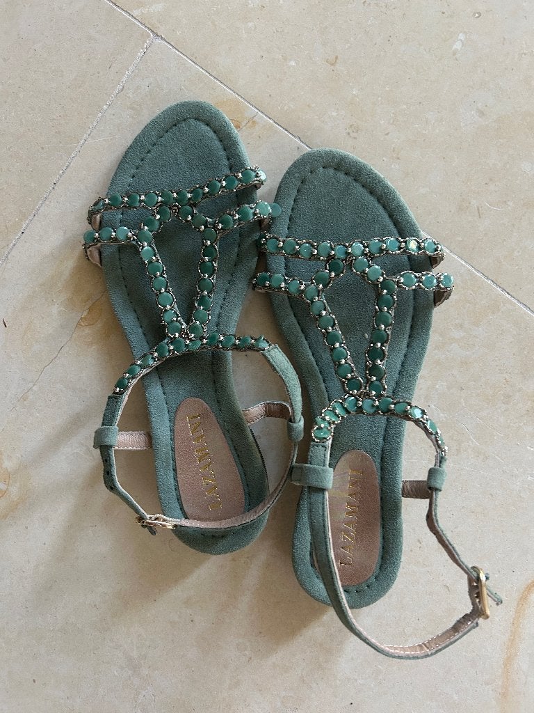 Lazamani slippers maat 39 nieuw, Kleding | Dames, Schoenen, Slippers, Ophalen of Verzenden, Groen, Lazamani