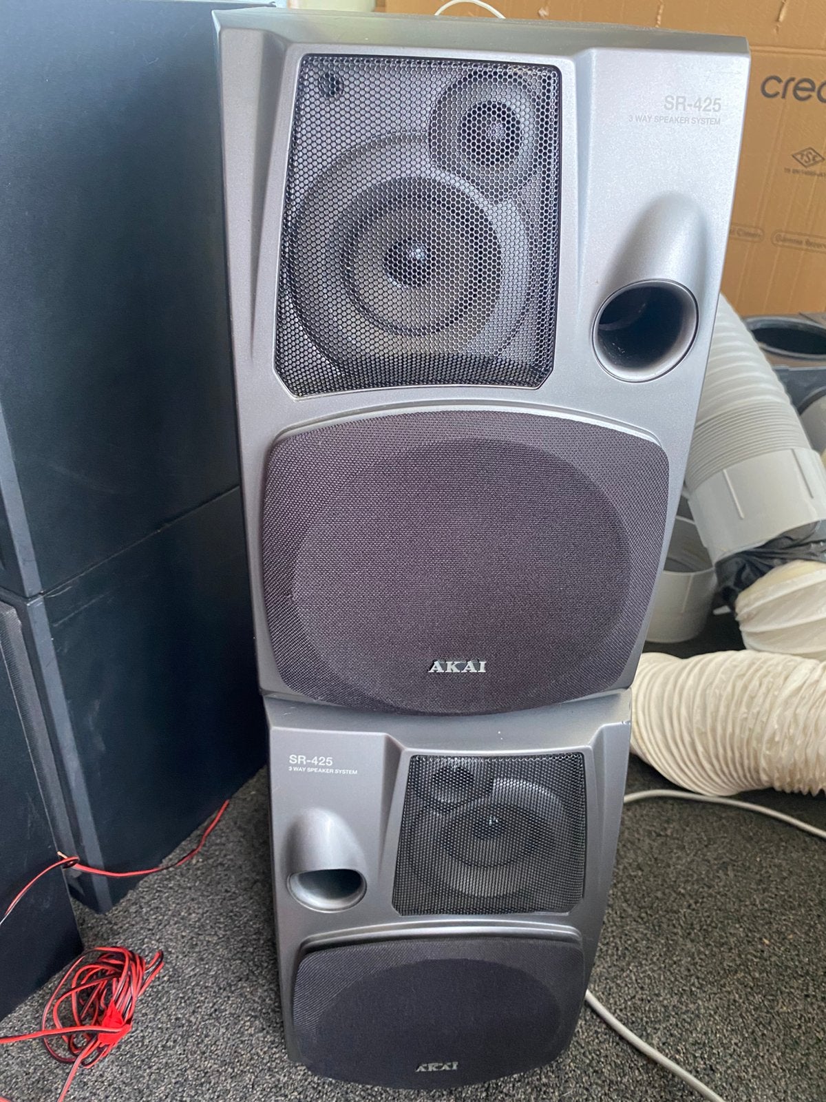 Akai SR-425 luidsprekers, Ophalen of Verzenden, Zo goed als nieuw, Minder dan 60 watt, Overige merken