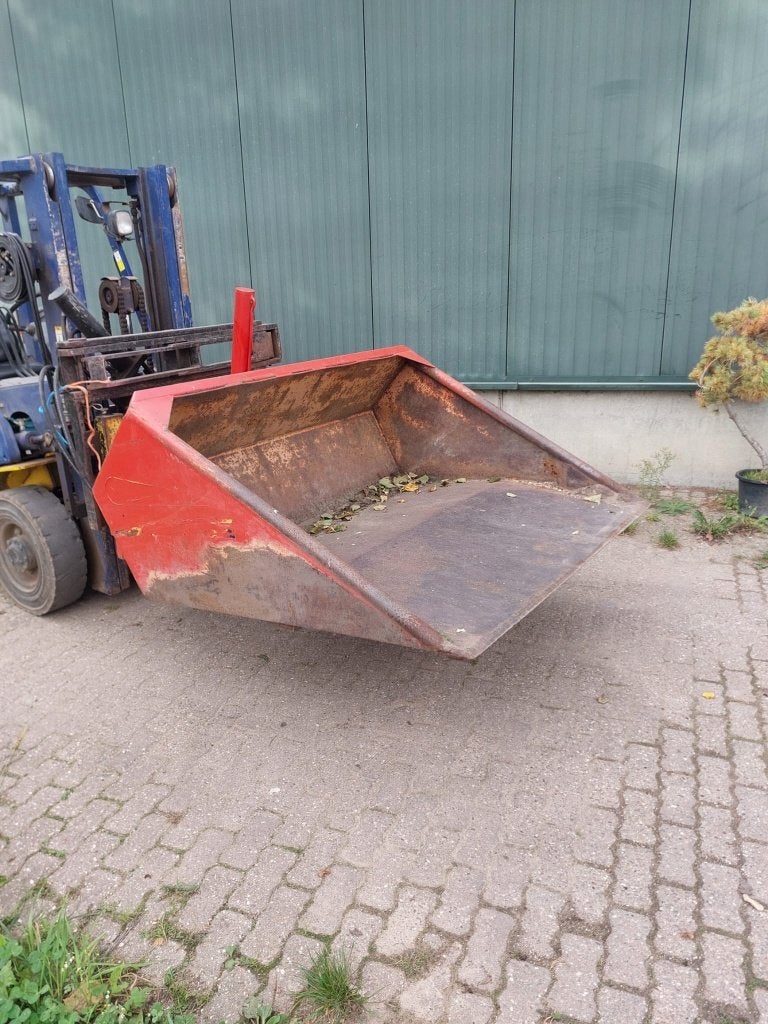 WIFO heftruck opschepbak / kiepbak – 950 liter – hydraulisch, Ophalen, Gebruikt