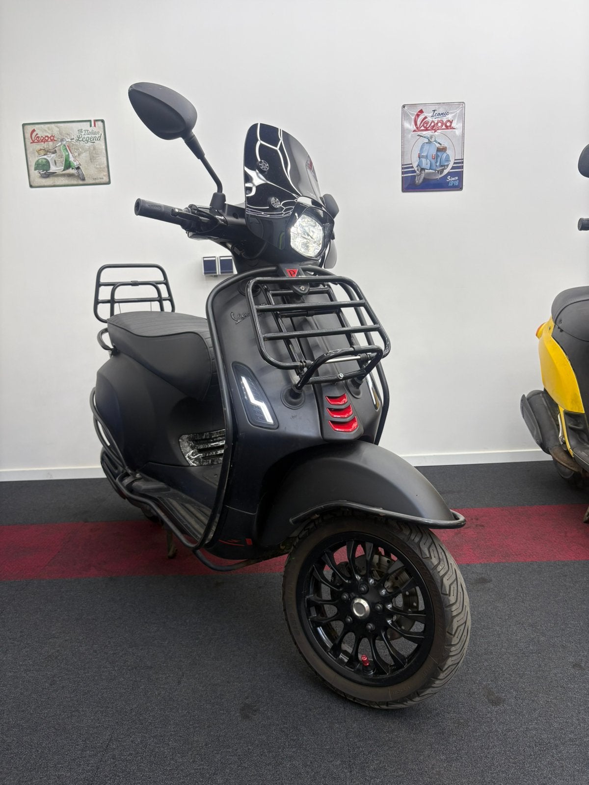 Vespa sprint s 2020 e4 brom, Ophalen, Zo goed als nieuw