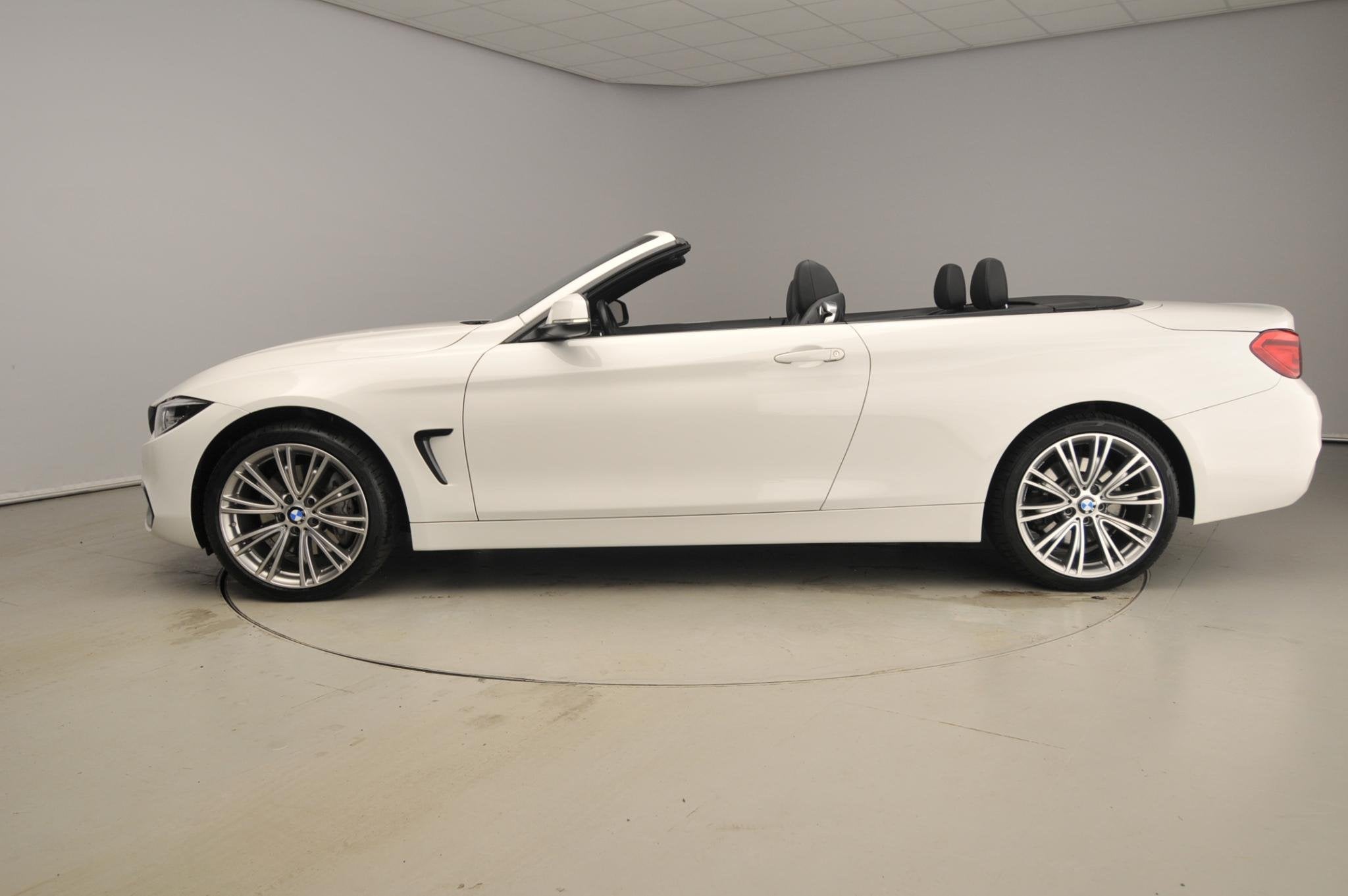 BMW 4 Serie Cabrio 440i xDrive Leder / Sportstoelen / Camera, Automaat, 4-Serie, Cabriolet, 4 stoelen