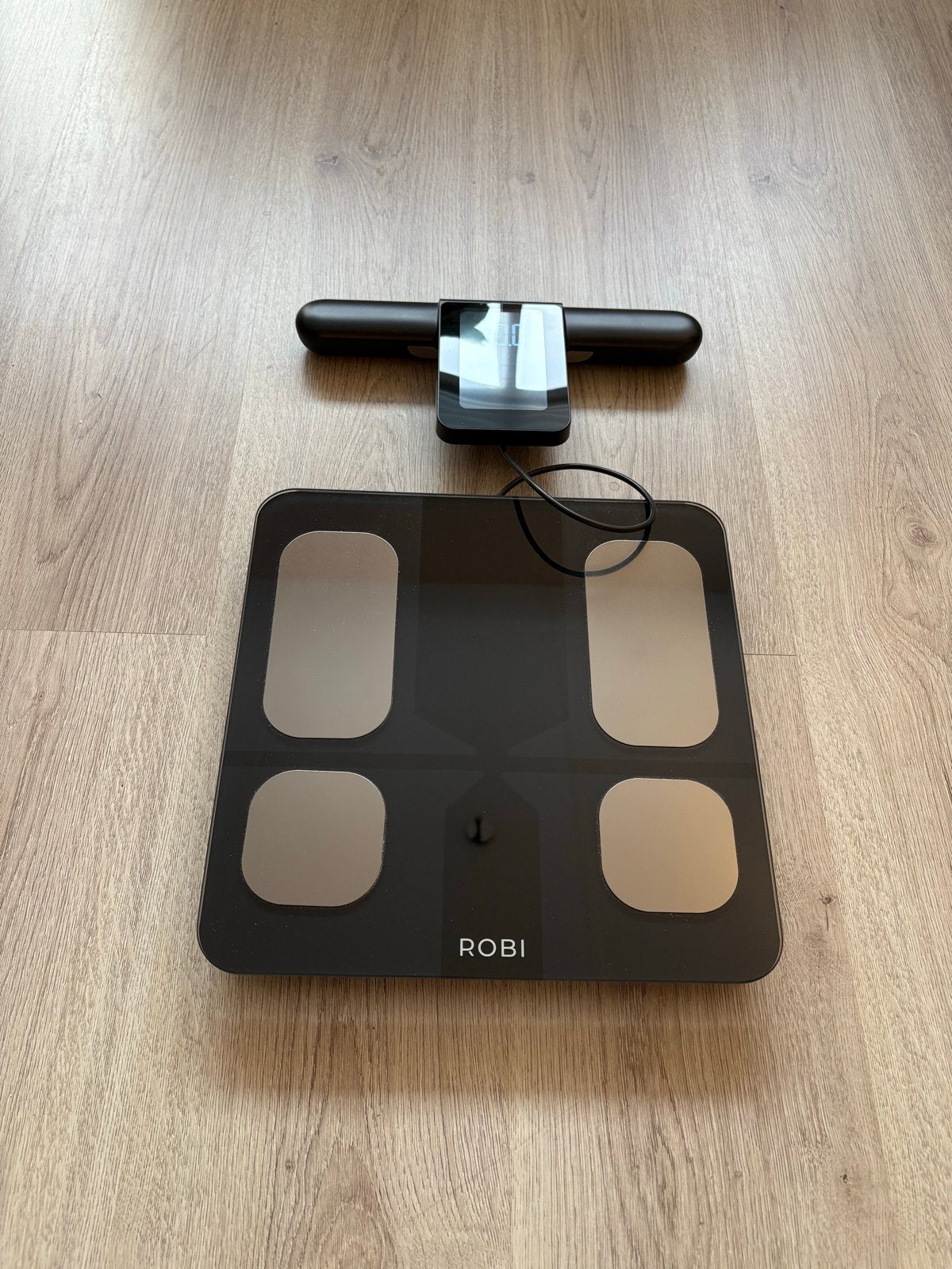 Robi Smart Body Analyzer - Digitale Personenweegschaal, Ophalen, 100 kg of meer, Personenweegschaal, Fijner dan 1 gram