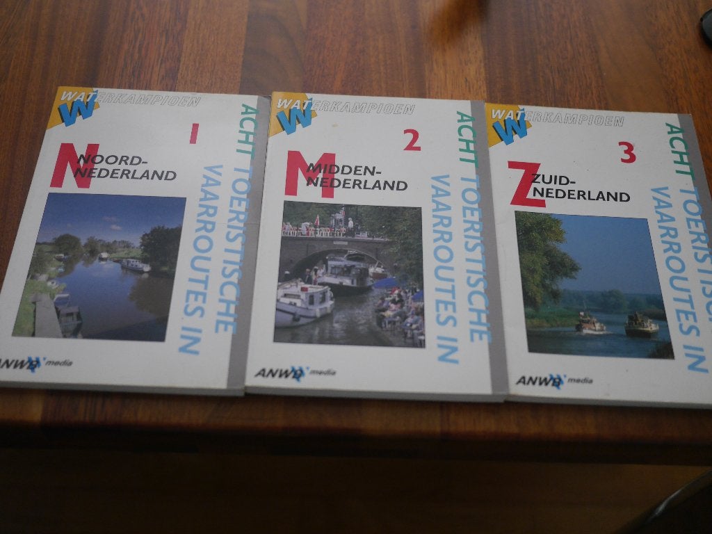 waterkampioen 3 delen, vele vaarroutes en tips!, Ophalen of Verzenden, Zo goed als nieuw, Boek of Waterkaart