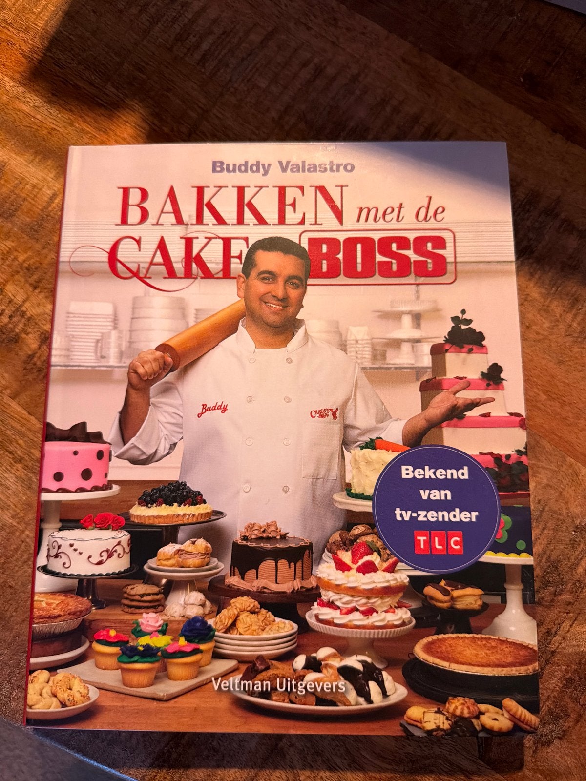Bakken met de Cake Boss - Buddy Valastro, Ophalen of Verzenden, Zo goed als nieuw, Overige gebieden, Taart, Gebak en Desserts