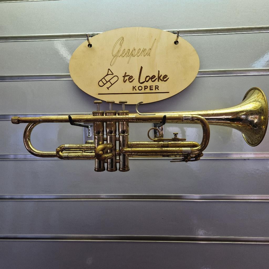 Olds Ambassador trompet, Muziek en Instrumenten, Blaasinstrumenten | Trompetten, Ophalen of Verzenden, Gebruikt, Bes-trompet, Met koffer