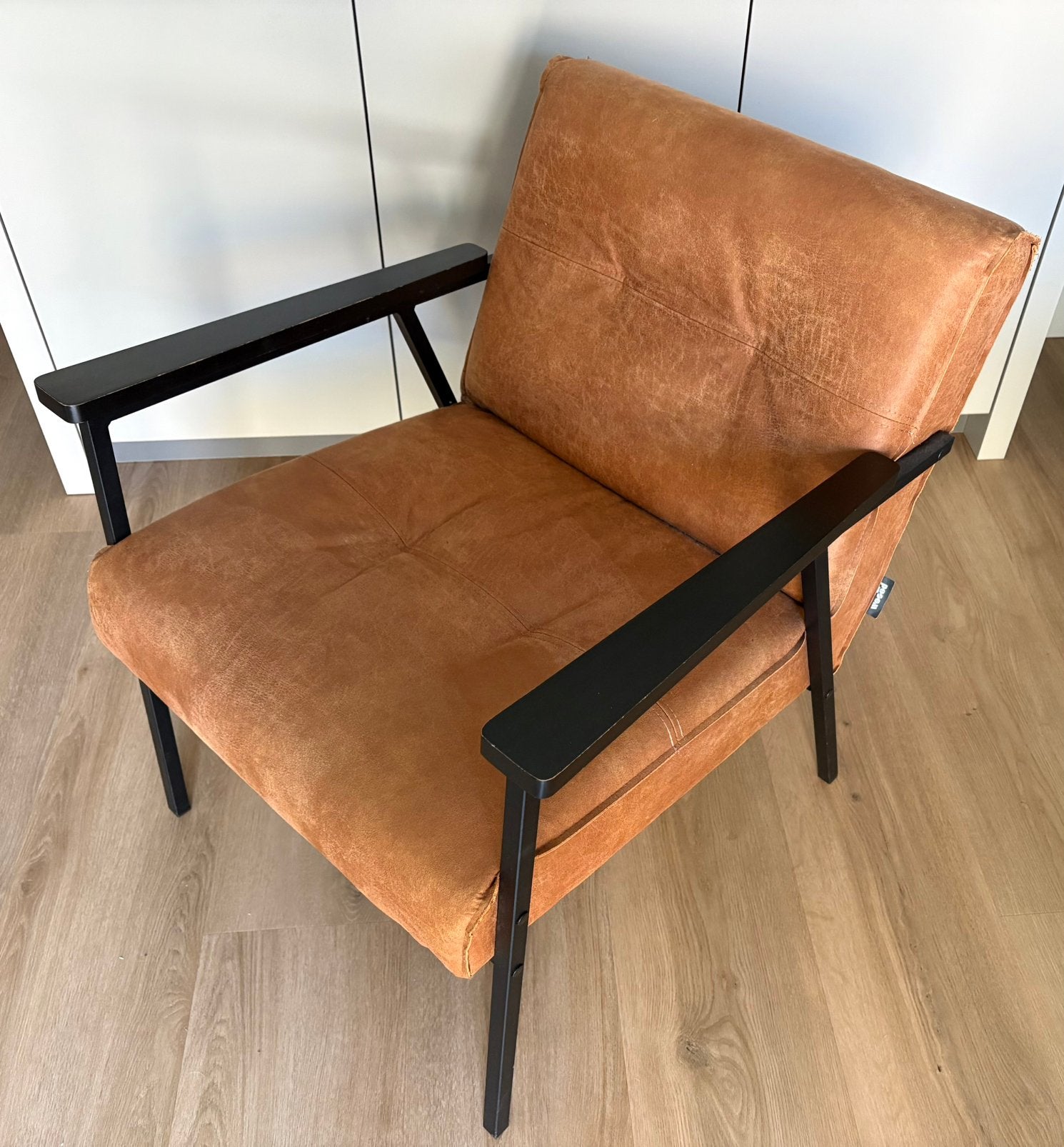 Lederen stoel WOOOD fauteuil kleur cognac en zwarte armsteun, Ophalen, Eenpersoons, Minder dan 75 cm, Leer