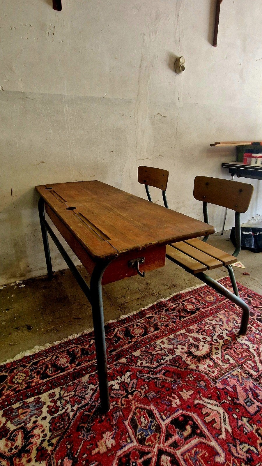 Schooltafeltje frankrijk, Ophalen