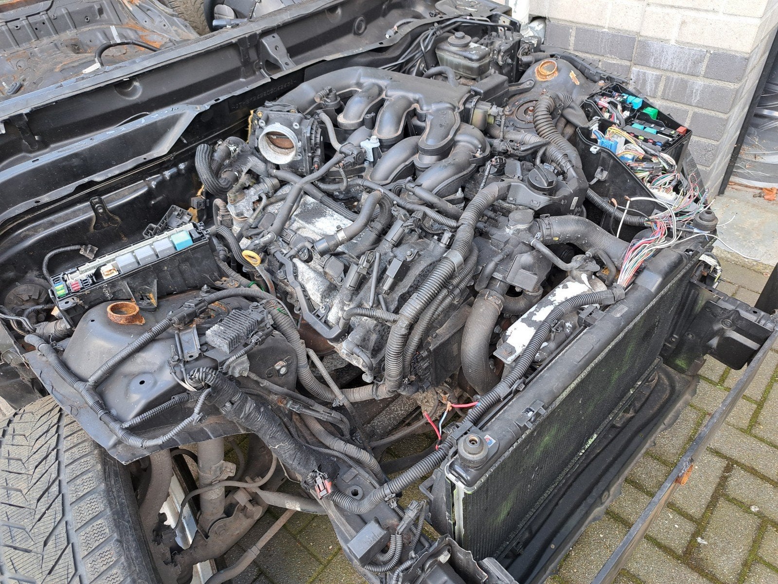 lexus is200 2.5 v6 motor en schakelbak iS 200.,koopje!, Ophalen, Gebruikt, Lexus