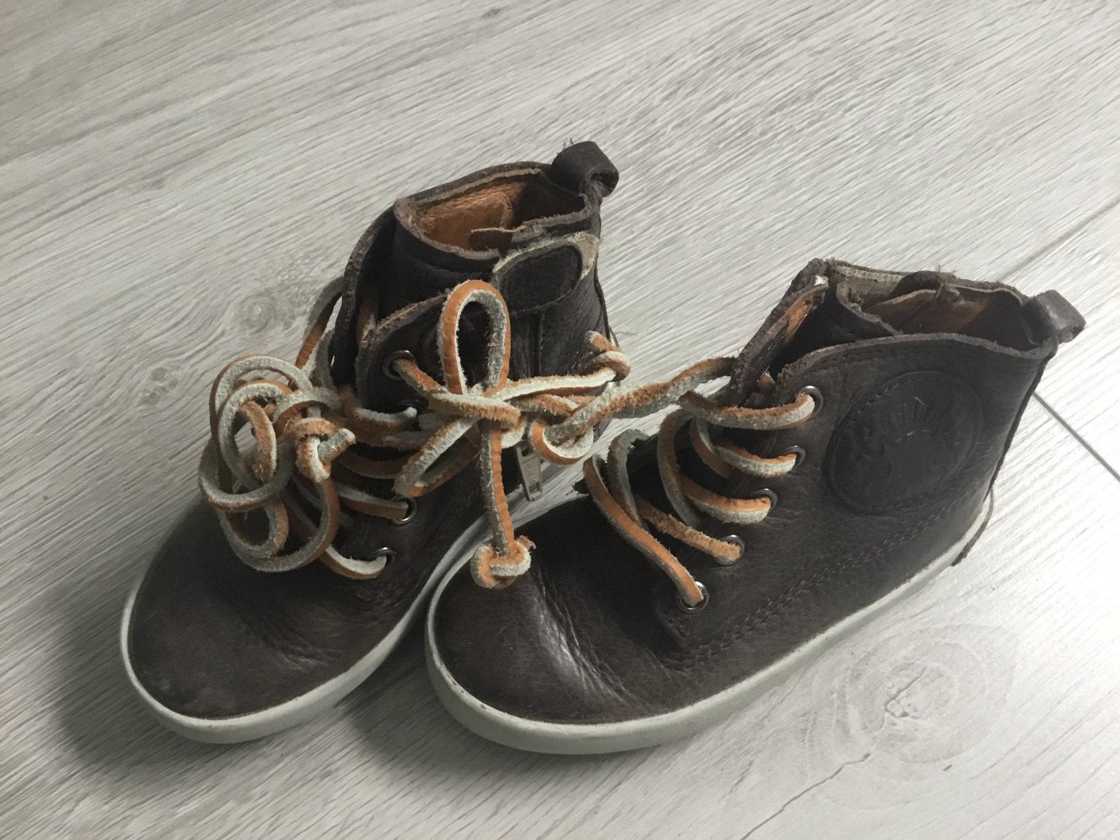 Schoenen maat 23 jongen blackstone bruin. Hoge schoenen, Schoenen, Ophalen of Verzenden, Zo goed als nieuw, Jongen