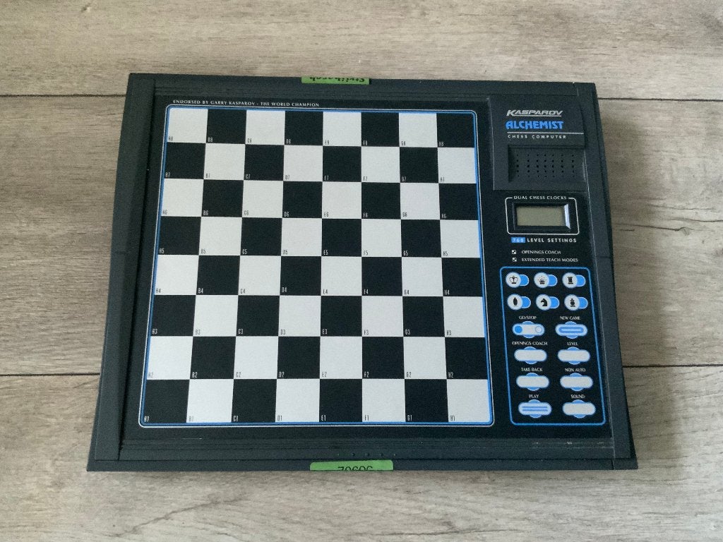 Saitek Kasparov Alchemist elektronische schaakcomputer, Ophalen of Verzenden, Zo goed als nieuw, Saitek