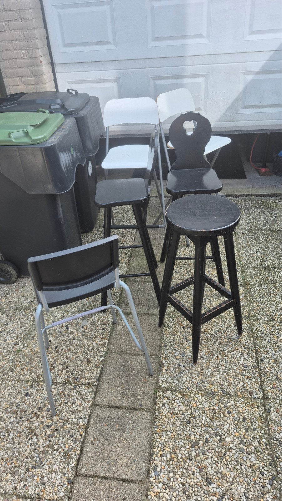 Foto 6 van Houten bar en barkrukken