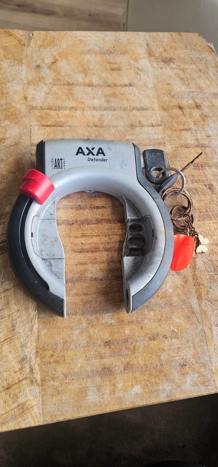 Axa defender ringslot, Fietsen en Brommers, Fietsaccessoires | Fietssloten, Ophalen, Gebruikt, Ringslot