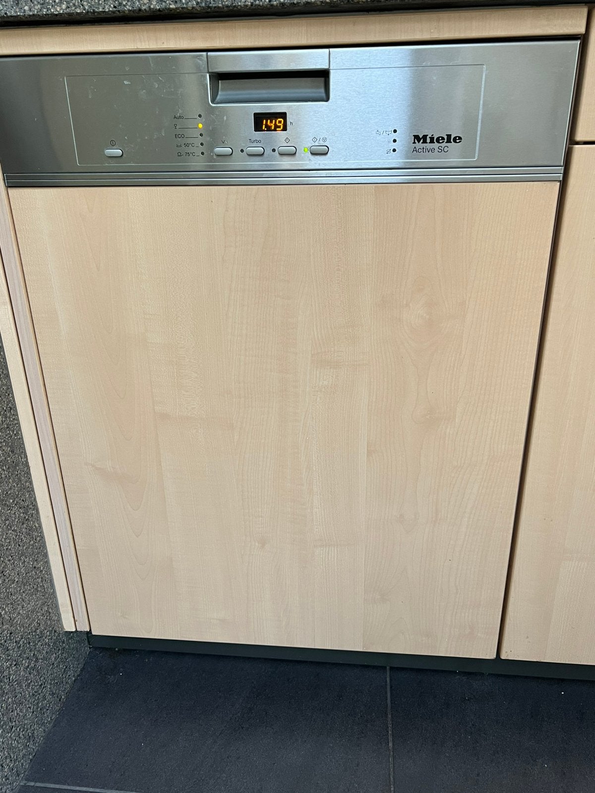 Miele vaatwasser, Ophalen, Gebruikt, Minder dan 85 cm, Minder dan 10 liter