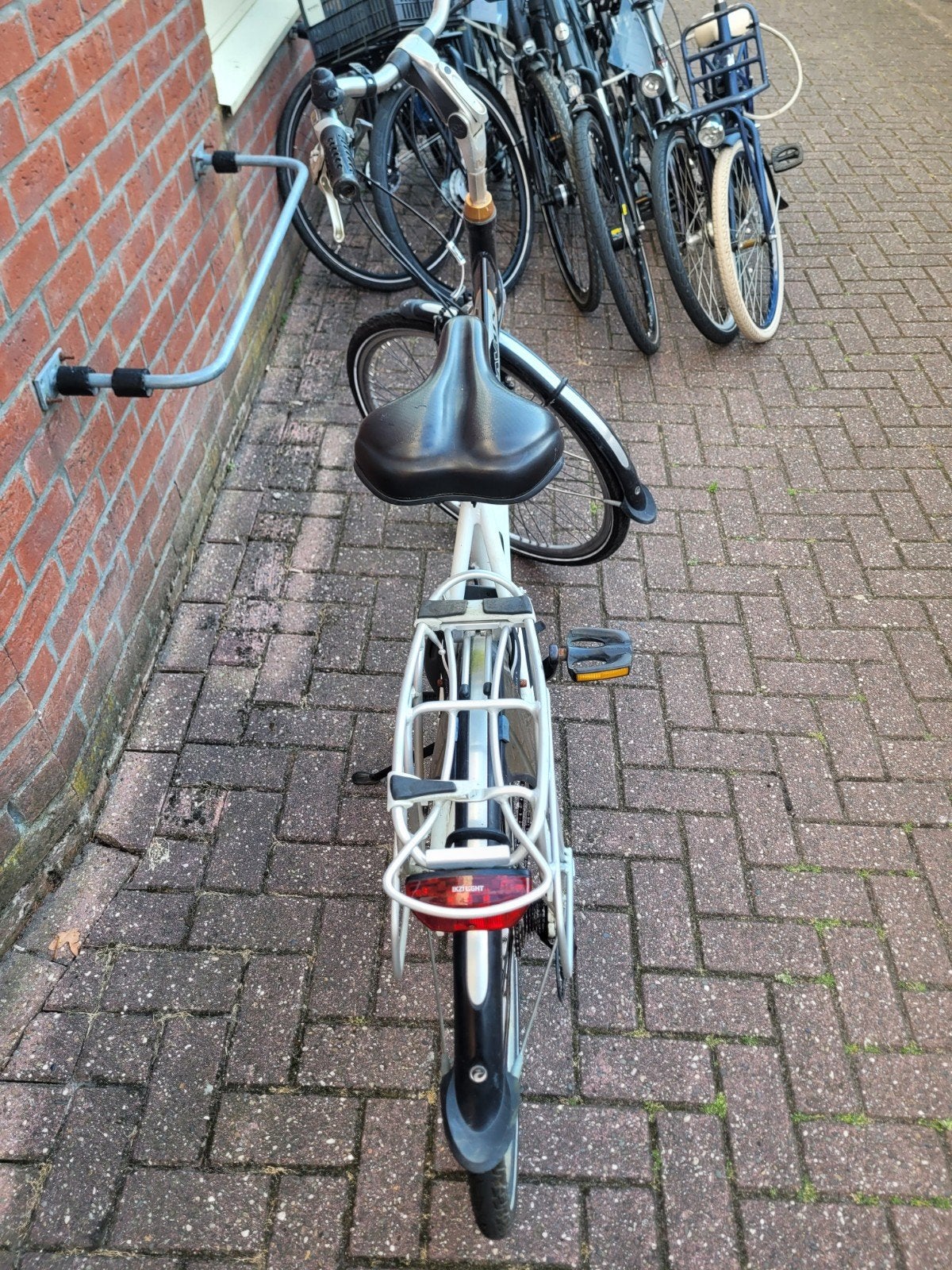 Dames fiets, Fietsen en Brommers, Ophalen, Gebruikt, Velgrem, Versnellingen