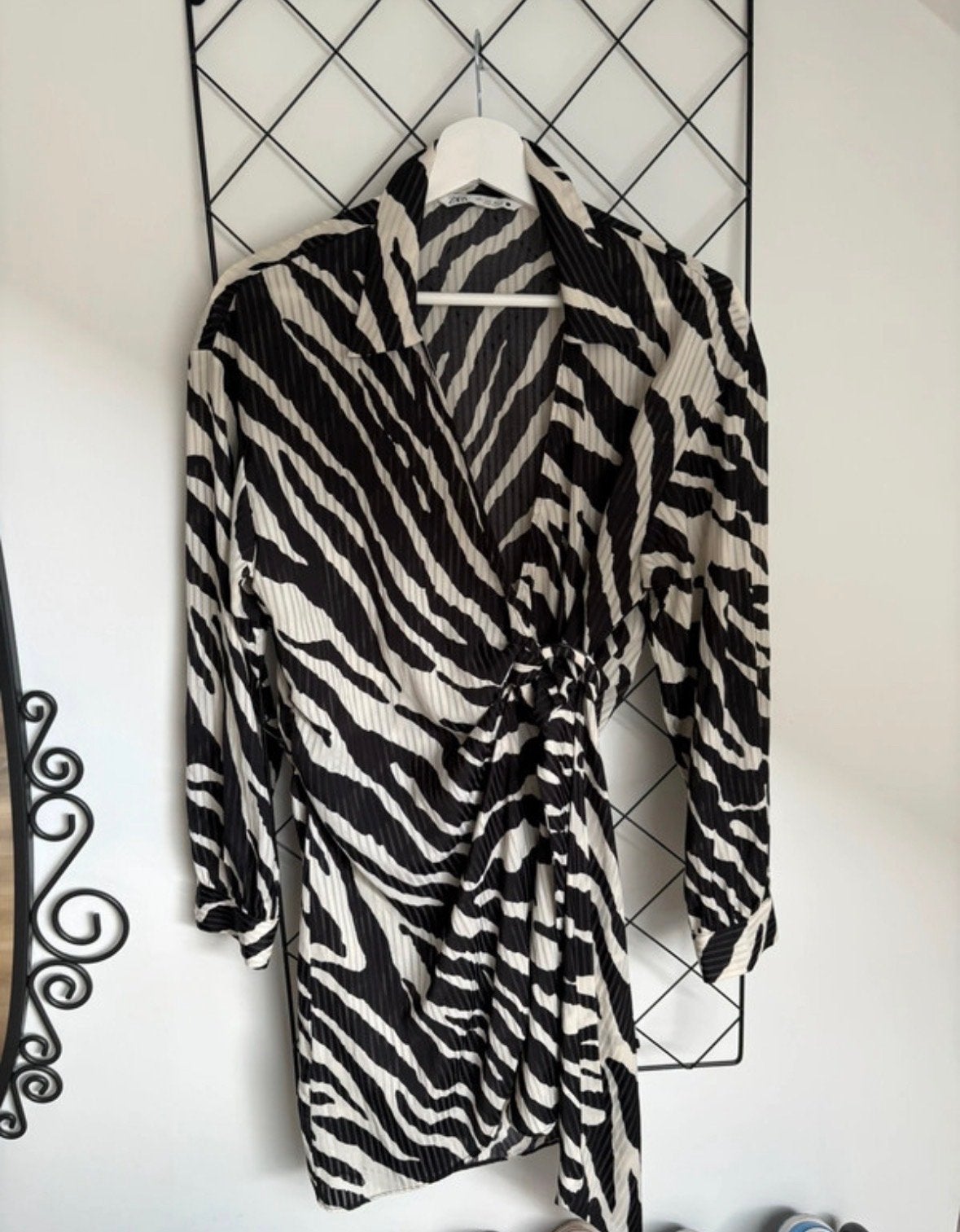 Zara Zebra Print Jurk - Maat L, Zwart, Maat 42/44 (L), Ophalen of Verzenden, Zo goed als nieuw