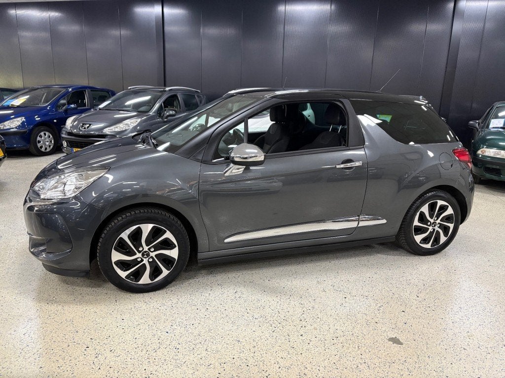 Ds DS 3 1.2 BNS Sport Navigatie NL NAP ECC Airco PDC DAB, Voorwielaandrijving, Gebruikt, 1199 cc, Met garantie (alle)