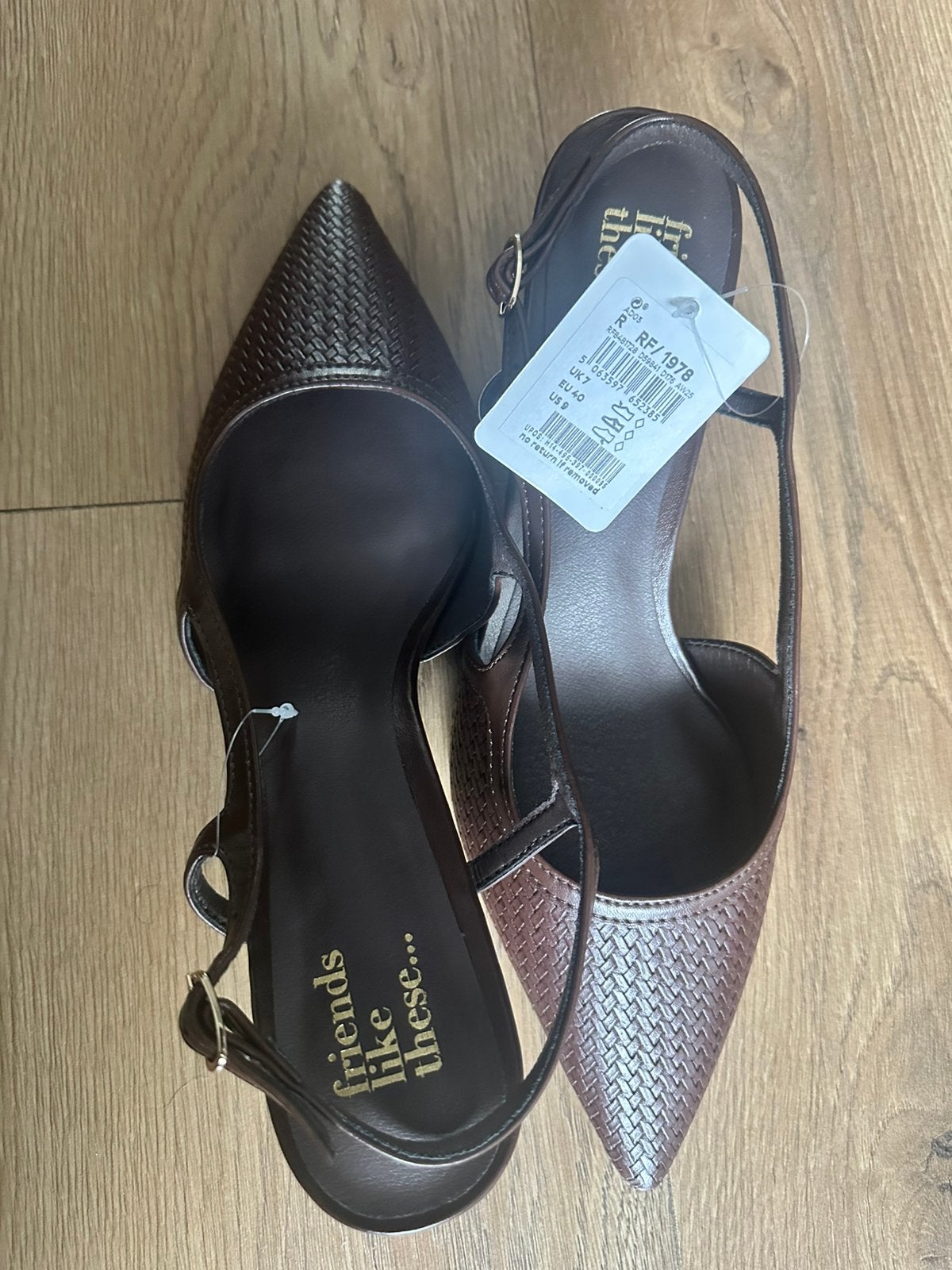 Chocolate Brown Kitten Heel Faux Leather Court Shoes, Bruin, Verzenden, Nieuw, Sandalen of Muiltjes