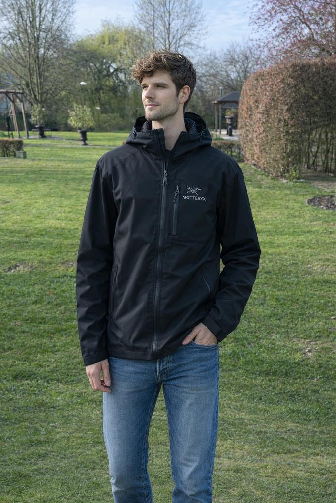 Arc’teryx jas zwart – maat XL (high-end outdoor), Kleding | Heren, Jassen | Winter, Ophalen of Verzenden, Zo goed als nieuw, Maat 56/58 (XL)