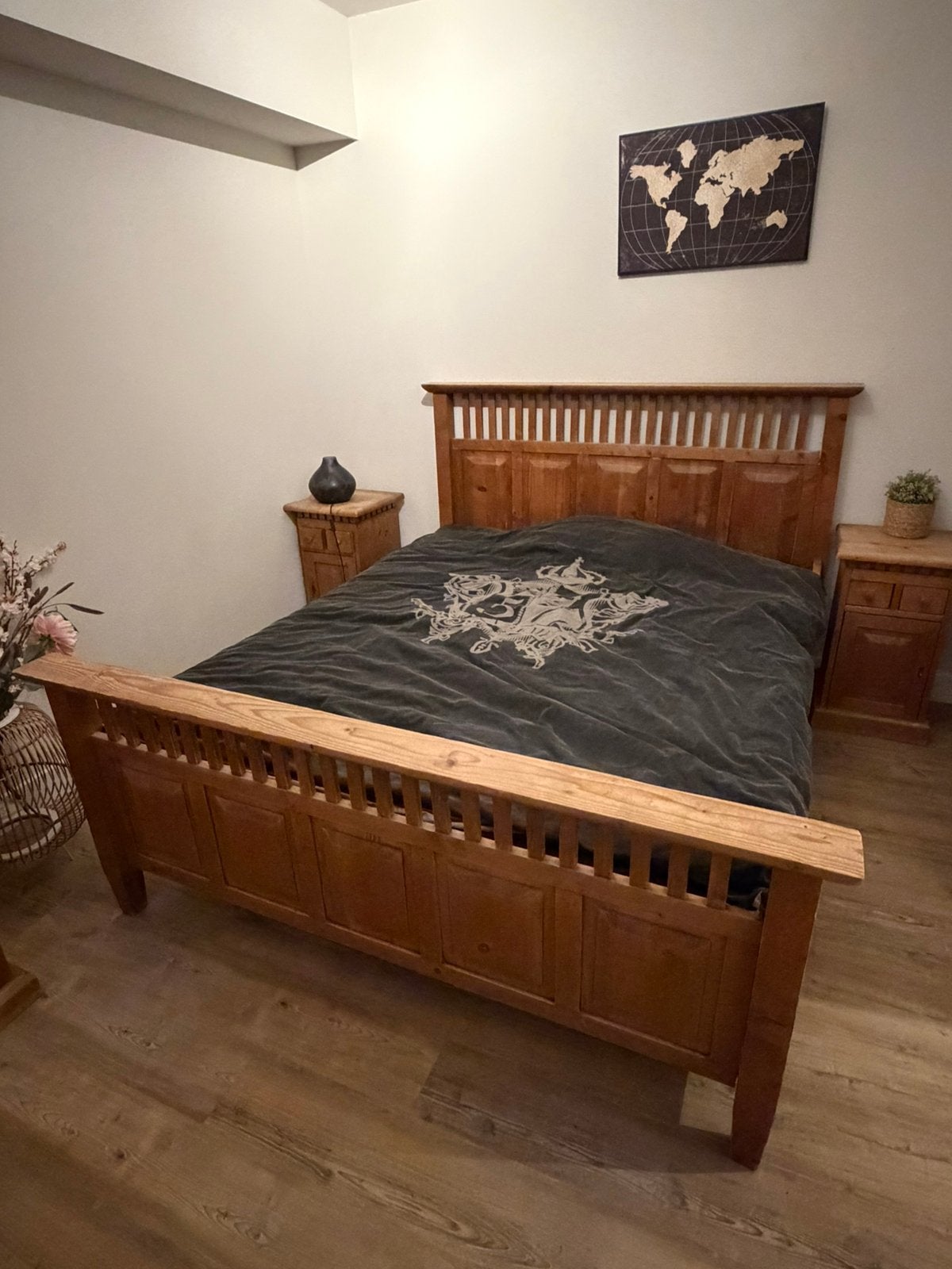 Bed, kast en nachtkastjes, Ophalen