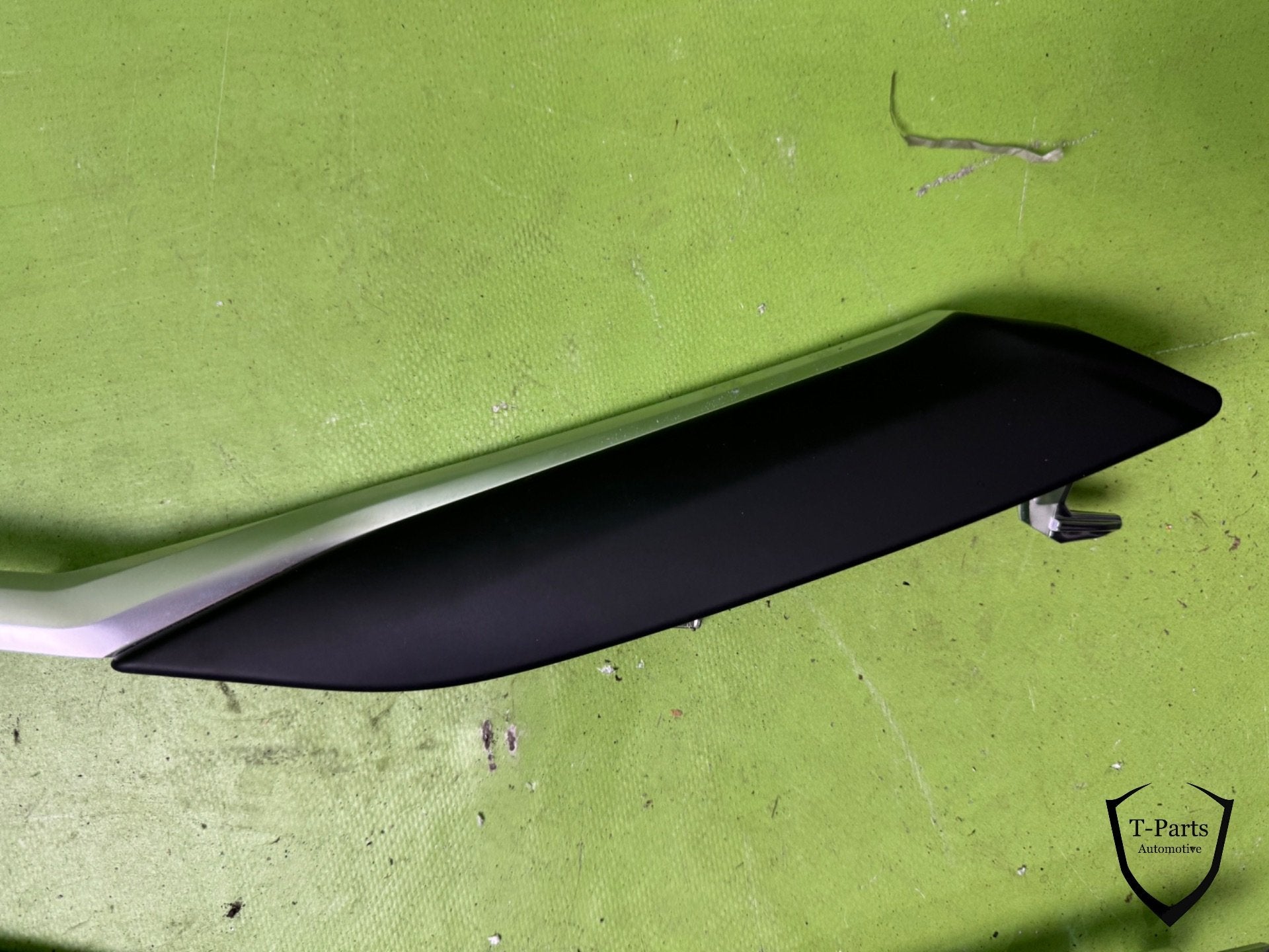 Bmw 3 serie g20 console kapjes dashboard 9R699407707 9R69940, Info@fabrikant.eu, Fabrikant BV, Nieuw, Ophalen of Verzenden