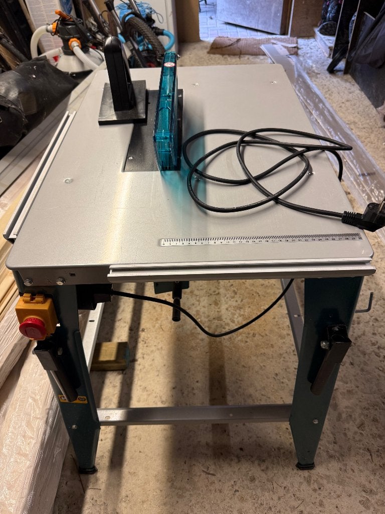Makita zaagtafel, Ophalen, Cirkelzaag, Zo goed als nieuw, Makita