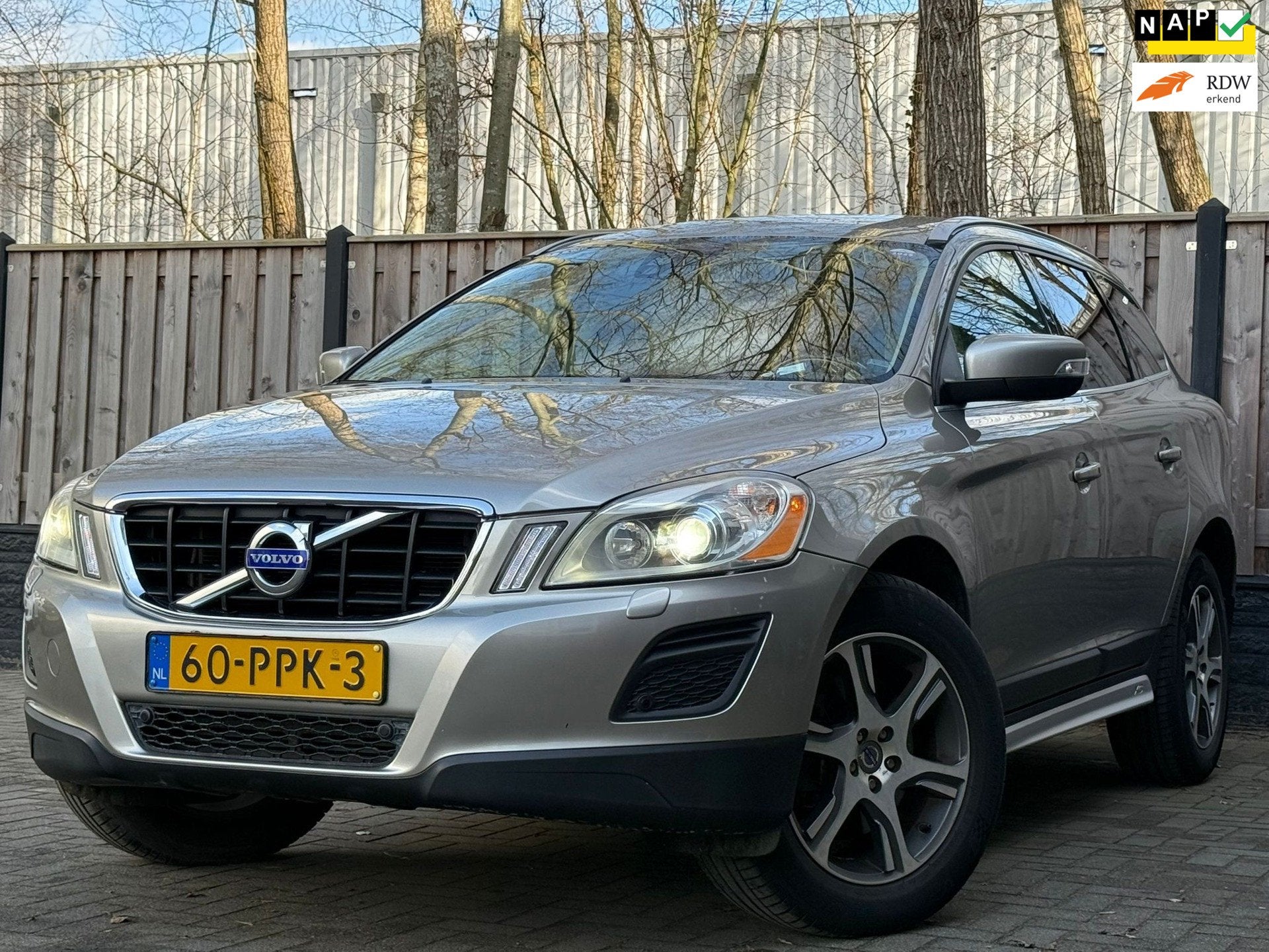 Volvo XC60 2.0 T5 Summum NL AUTO I APK I AUTOMAAT I LEER I N, Euro 5, 4 cilinders, Bedrijf, XC60