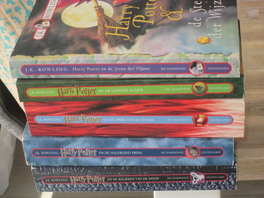 Harry Potter boekenreeks - 5 delen, Boeken, J.K. Rowling, Ophalen of Verzenden, Zo goed als nieuw, Fictie