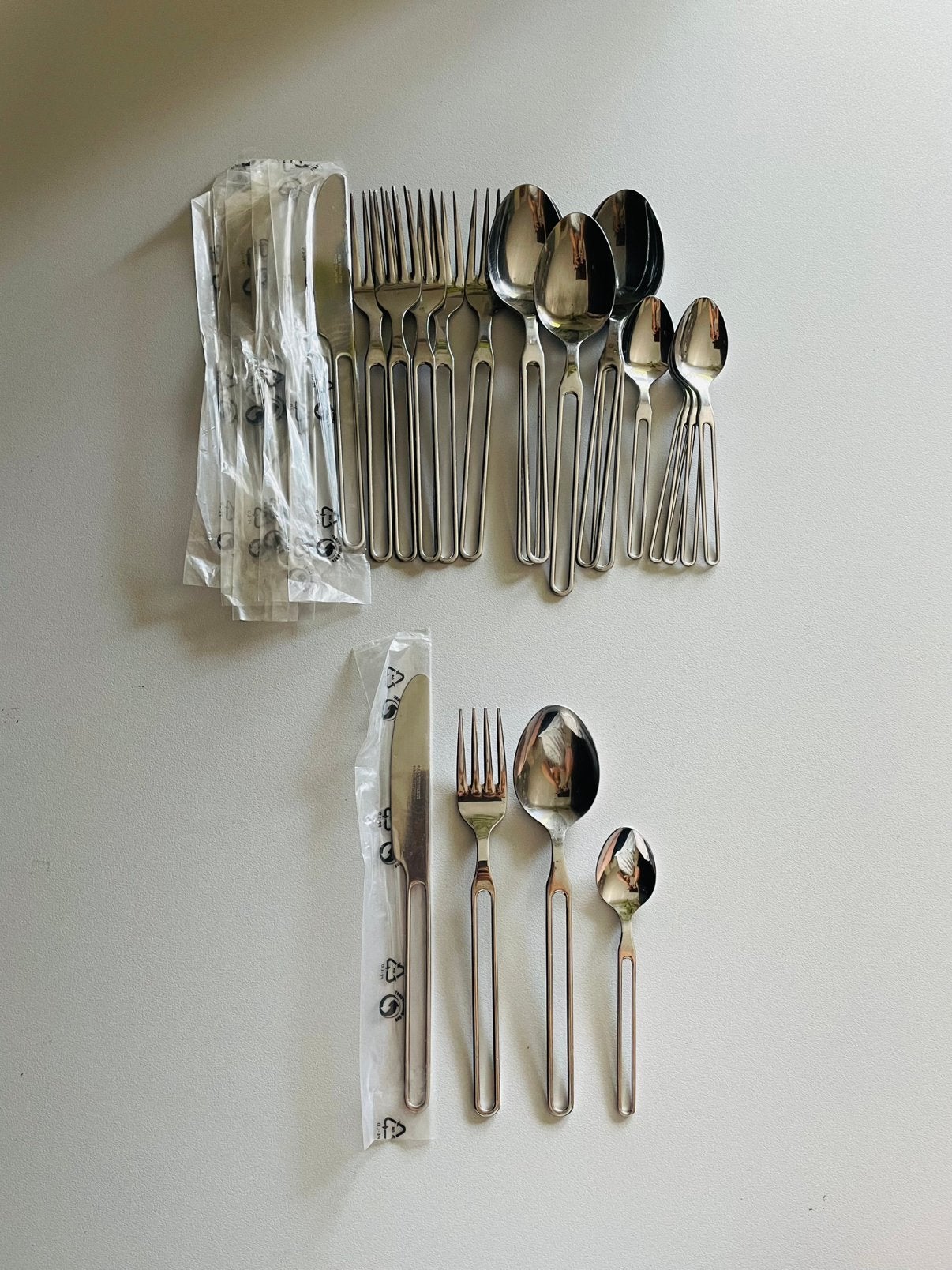 IKEA IKE3 1980’s 24 x Opengewerkte design Bestekset, Ophalen of Verzenden, Zo goed als nieuw, Rvs of Chroom, Vaatwasserbestendig