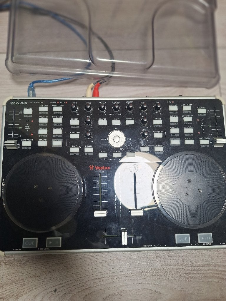 Vestax VCI-300 DJ Controller – Iconische metalen klassieker, Ophalen of Verzenden, Gebruikt, Overige merken