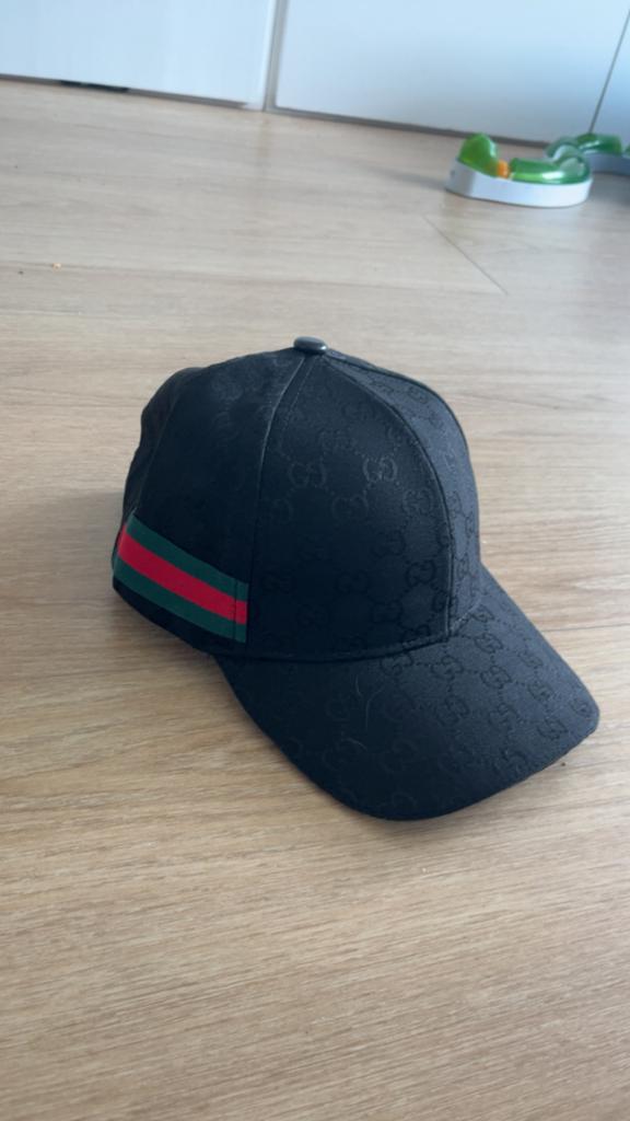 Gucci pet, Ophalen of Verzenden, Zo goed als nieuw, One size fits all, Pet