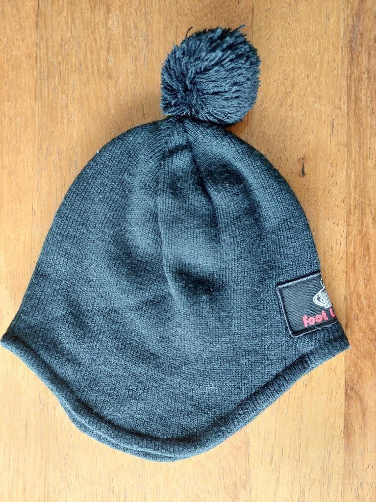 Foot Locker Muts met oorflappen en pom-pom, Maat 48/50 (M), Nieuw, Ophalen of Verzenden, Foot Locker