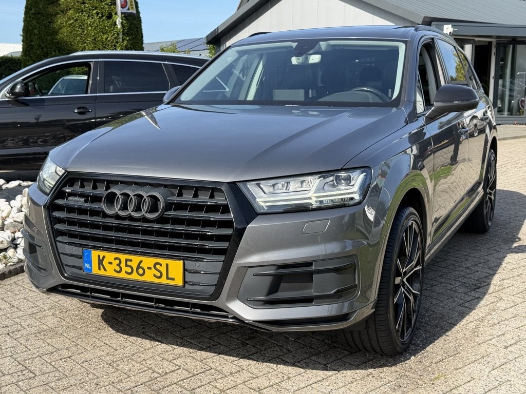 Audi Q7 3.0 TDI Quattro 2016 S-Line 7-Persoons Trekhaak Pano, Auto's, Automaat, Gebruikt, 241 €/maand, Leder