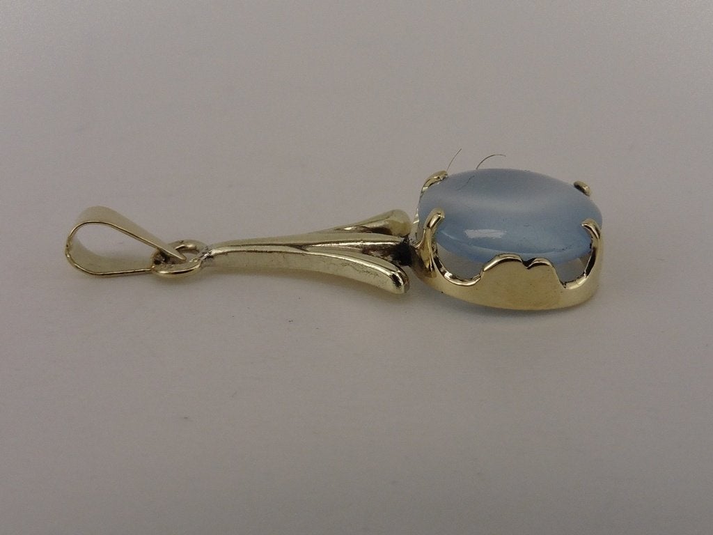 Gouden hanger met blauwe steen                           G20, Gebruikt, Overige voorstellingen, Blauw, .