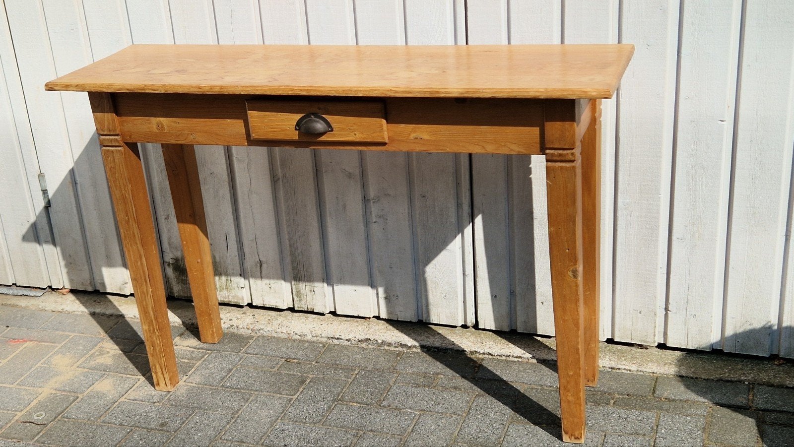 Vintage houten sidetable met lade, Huis en Inrichting, Tafels | Sidetables, Ophalen, Gebruikt, 100 tot 150 cm, Grenenhout