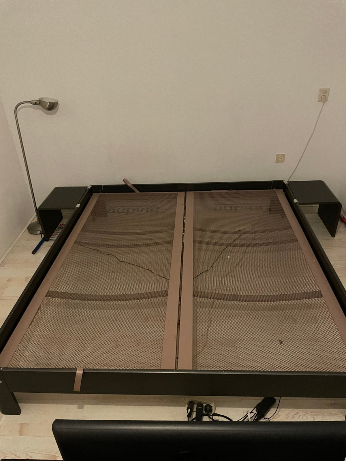 Auping 180x200 met 2 bijzettafels in originele kleur, Tweepersoons, Ophalen of Verzenden, 180 cm, 200 cm