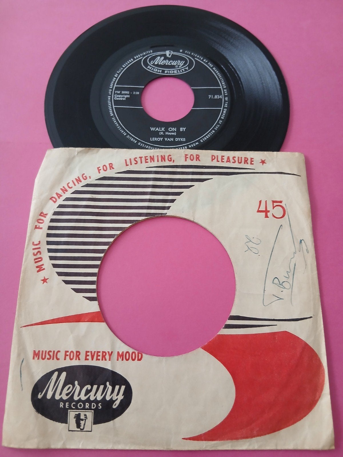 VINYL SINGLE   LEROY VAN DYKE   1961, Overige formaten, Ophalen of Verzenden, Zo goed als nieuw, Country