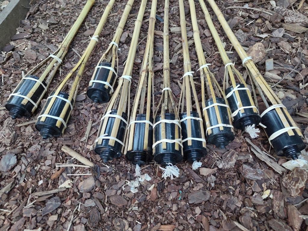Tuinfakkels bamboe op olie - Gratis, Ophalen