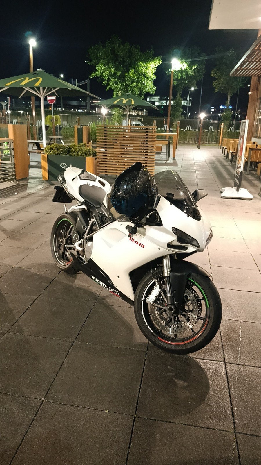 Ducati 848 – Parelwit – 142 PK – A2 op kenteken, Fietsen en Brommers, Ophalen, 6 versnellingen, Maximaal 45 km/u, 848 cc
