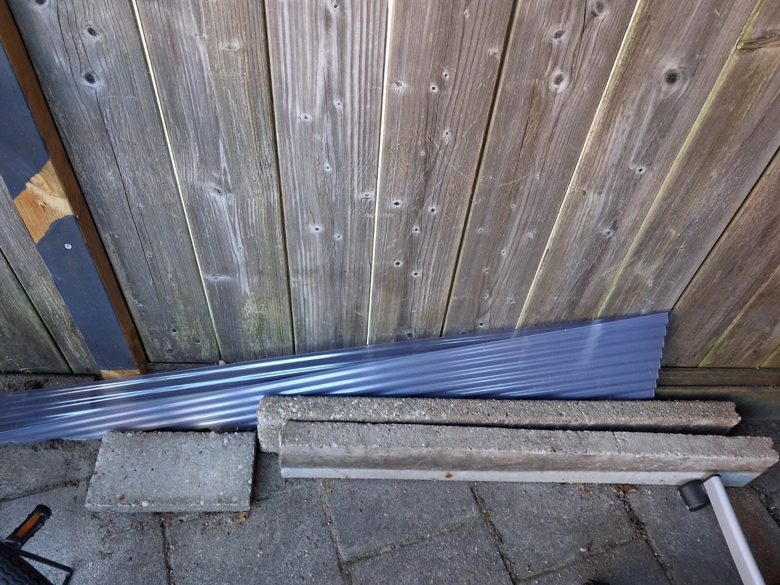 tegels stenen randen en dakplaten, Tuin en Terras, Ophalen of Verzenden