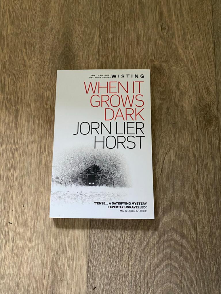 When It Grows Dark - Jørn Lier Horst (Engels), Boeken, Ophalen of Verzenden, Zo goed als nieuw