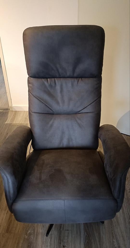 Comfortabele relaxfauteuil - Grijs, verstelbaar, Huis en Inrichting, Fauteuils, Ophalen, Modern, Comfort, Zo goed als nieuw, 75 tot 100 cm