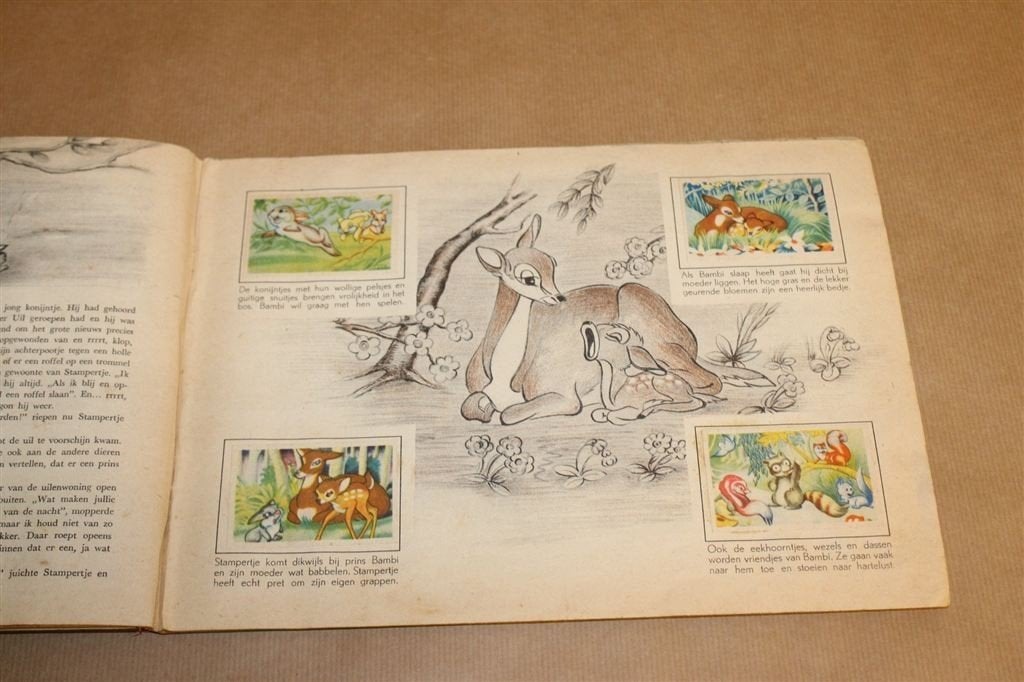 Walt Disney\'s Bambi — Vintage Plaatjesalbum Compleet 1952, Verzamelen, Gebruikt, -, Beeldje of Figuurtje, -
