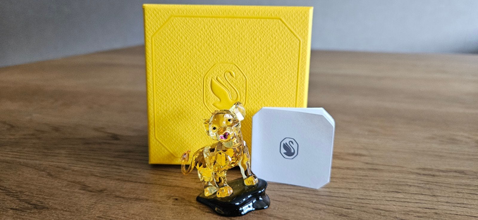 Swarovski Disney The Lion King Simba, Ophalen of Verzenden, Nieuw, Figuurtje
