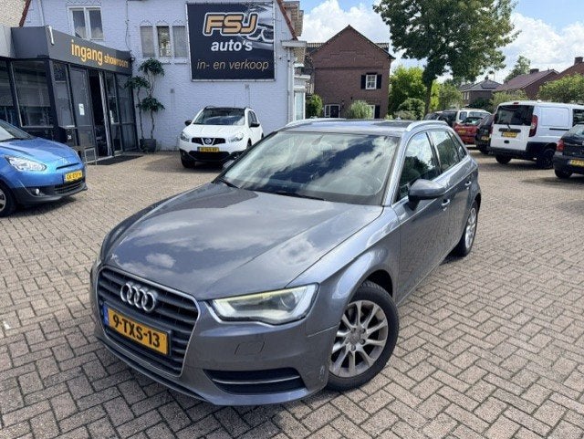 Audi A3 Sportback 1.4 TFSI Attraction Pro Line Plus g-tron /, Auto's, Audi, Stof, Gebruikt, Euro 6, 4 cilinders