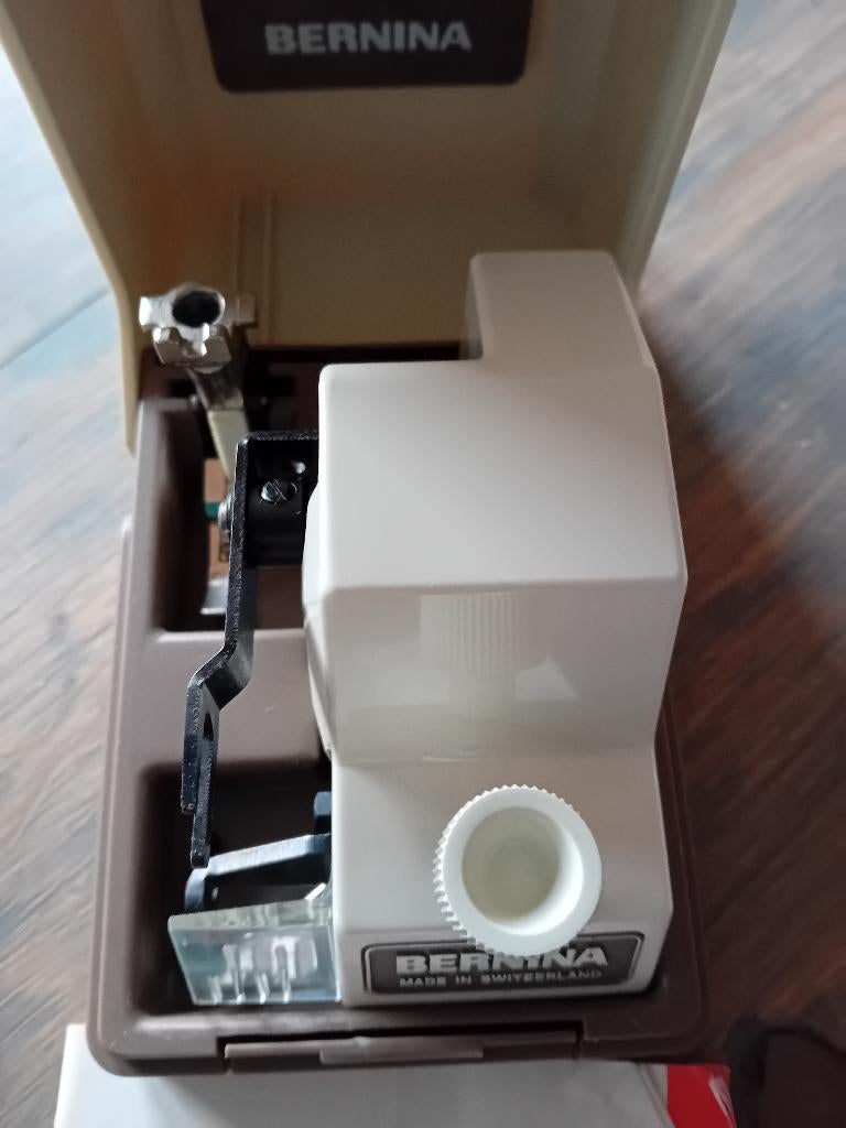 Bernina stofafsnijapparaat, Ophalen of Verzenden, Nieuw, Toebehoren, Bernina